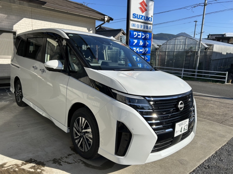 【レンタカー】R6年10月 ニッサン　セレナV（ミニバンクラス）14,000円～（税込）